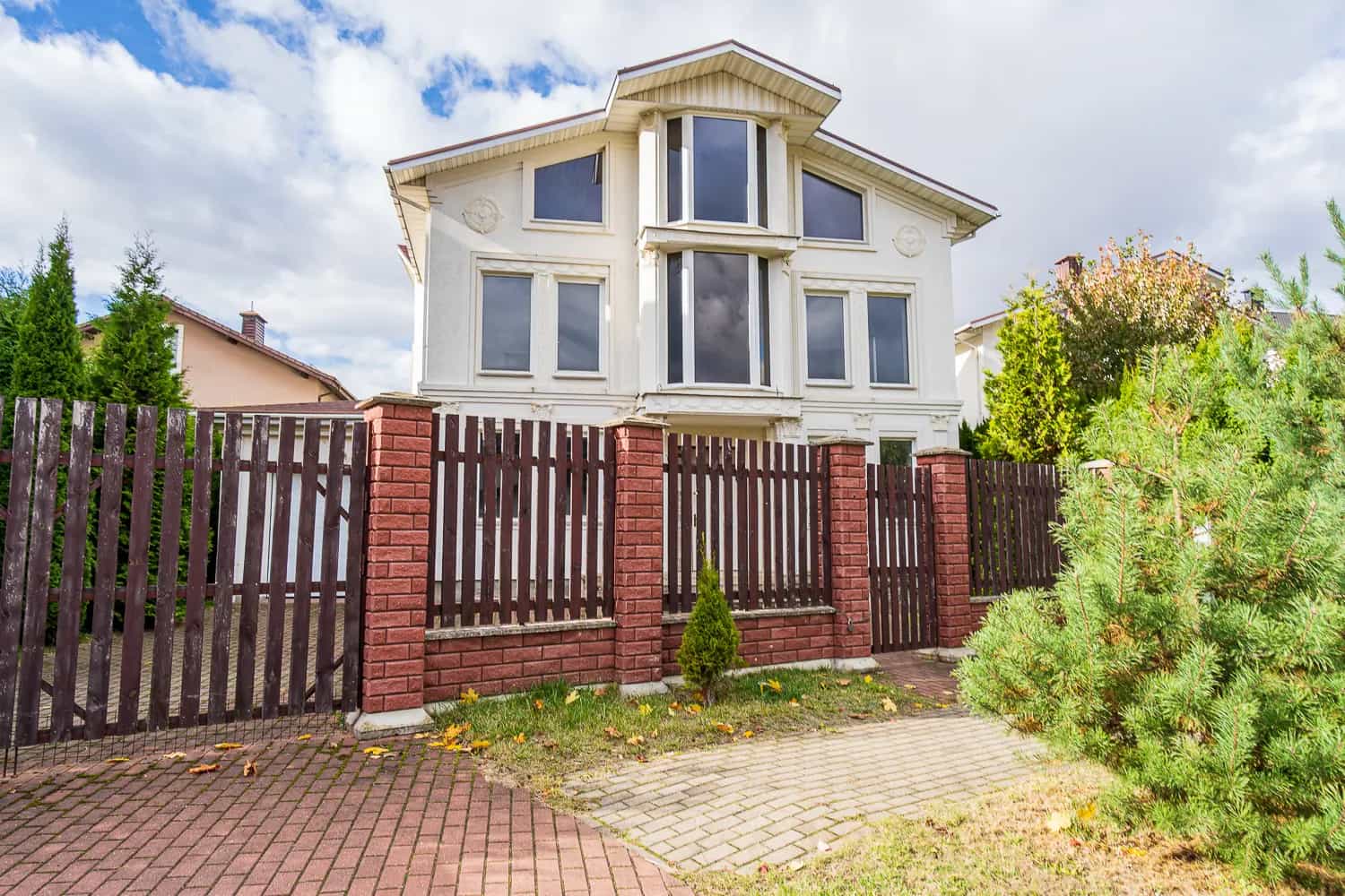 Беларусь, Минск, Жасминовая улица, 32