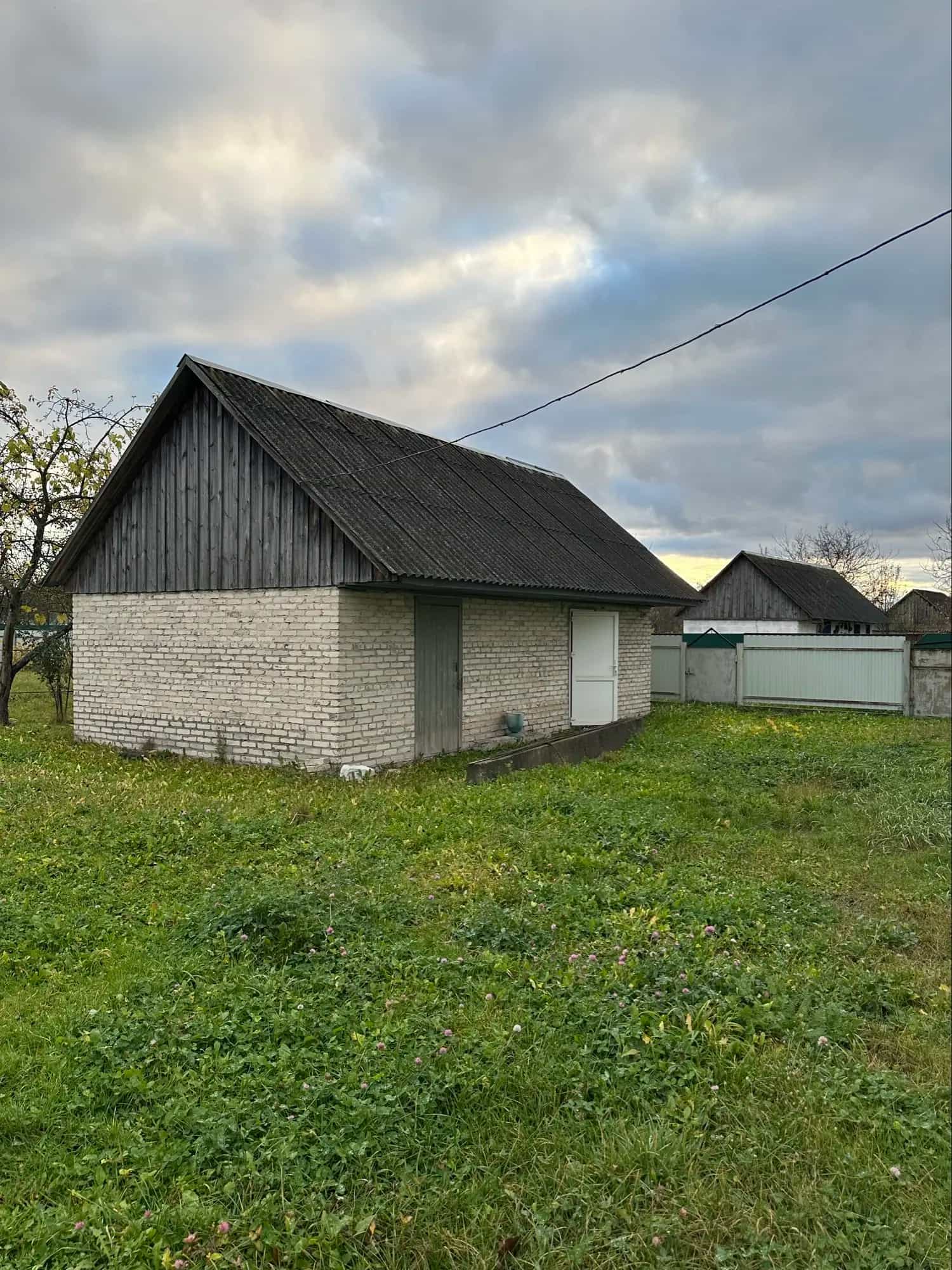 Беларусь, Гомельская область, Петриков, Осенняя улица, 15, фото 8