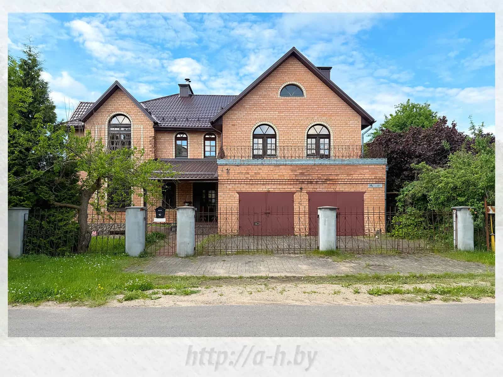 Беларусь, Минский район, агрогородок Колодищи, Николаевская улица, 10