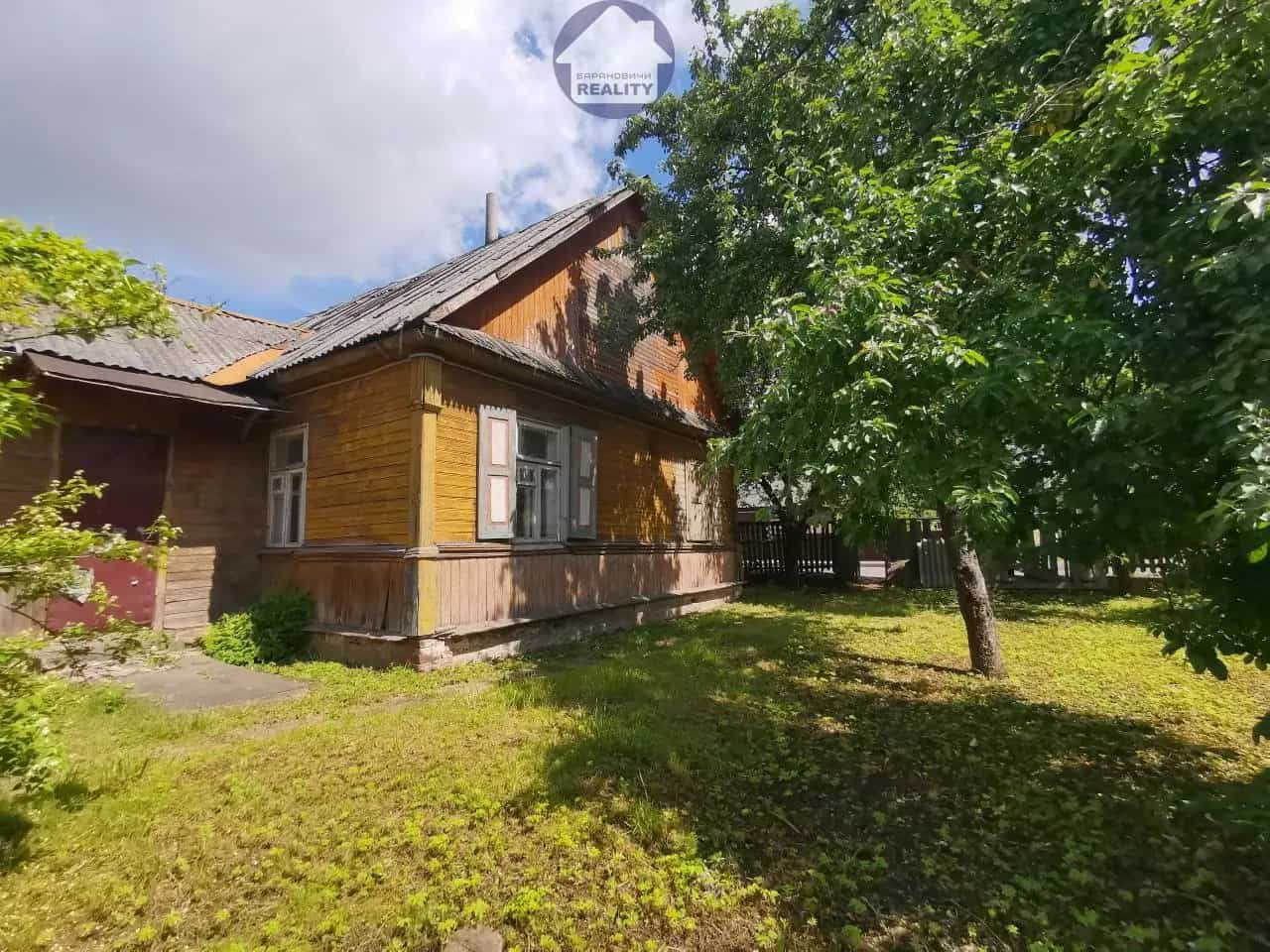 Беларусь, Брестская область, Барановичи, улица Ленина, 18/5, фото 2
