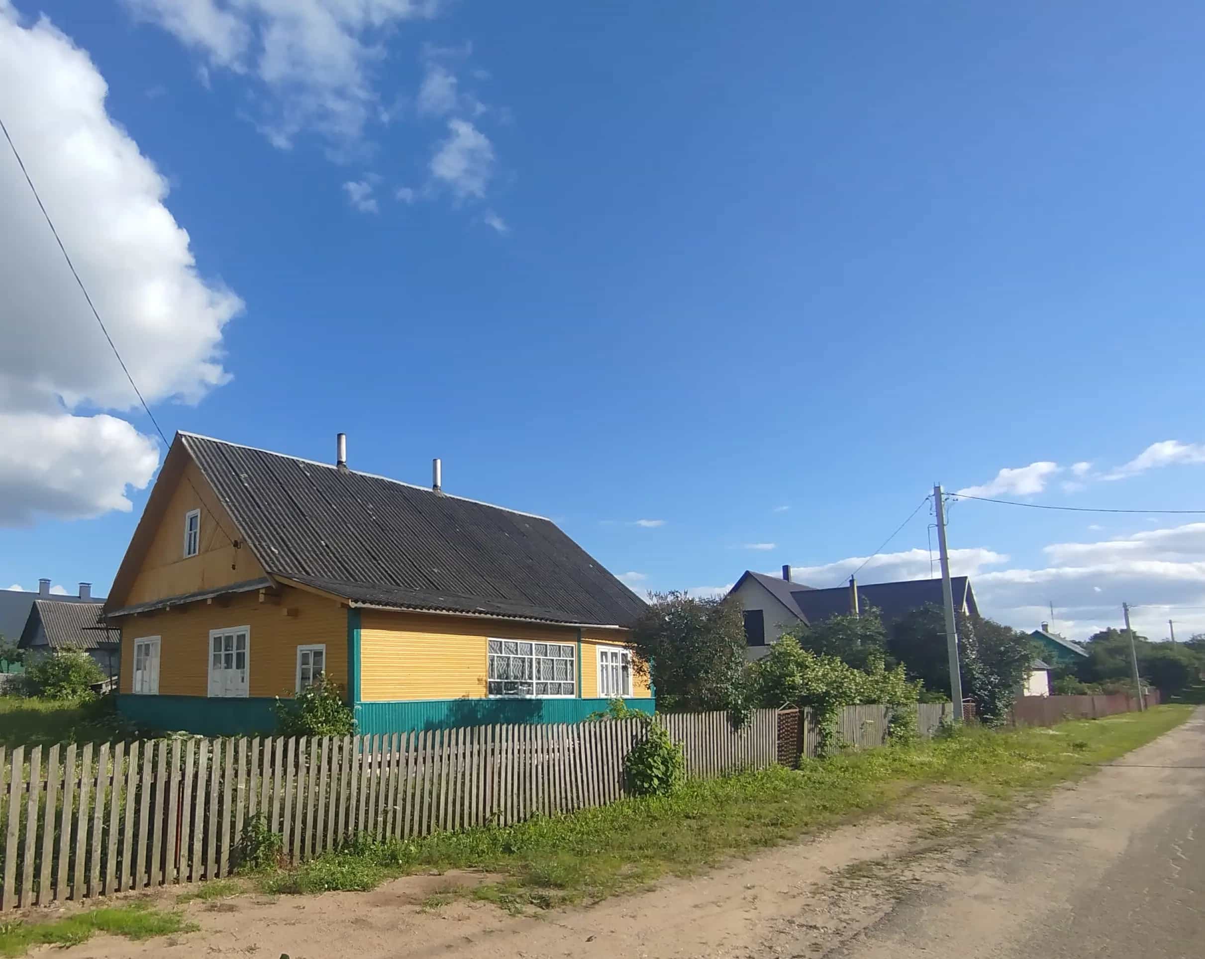 Беларусь, Гродненская область, Вороновский район, городской посёлок Радунь, улица Ф.П. Лозового, 8, фото 11
