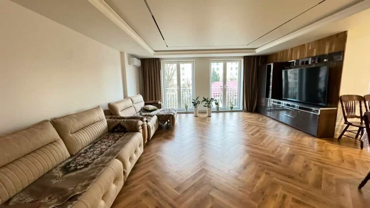 Беларусь, Минск, улица Якуба Коласа, 34Б, фото 8