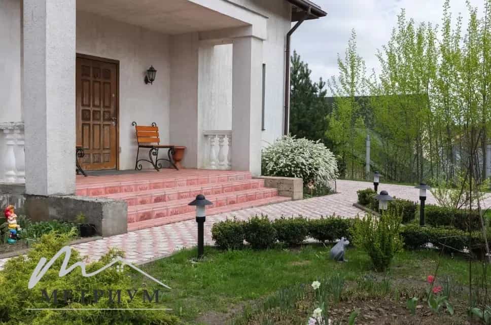 Беларусь, Минский район, Ждановичский сельсовет, агрогородок Ратомка, Осенняя улица, 29, фото 2