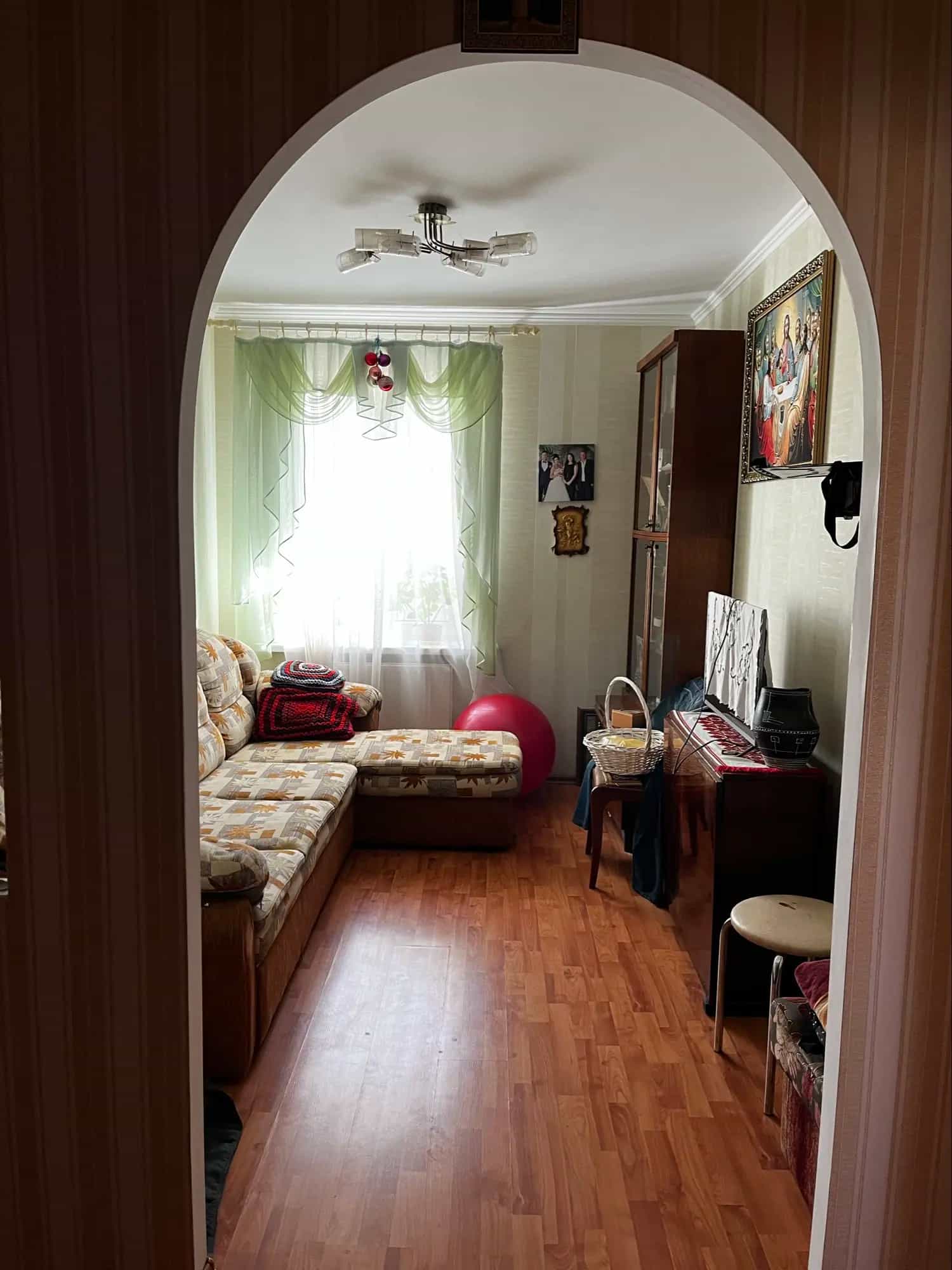 Беларусь, Минская область, Слуцк, улица Якуба Коласа, 83, фото 12