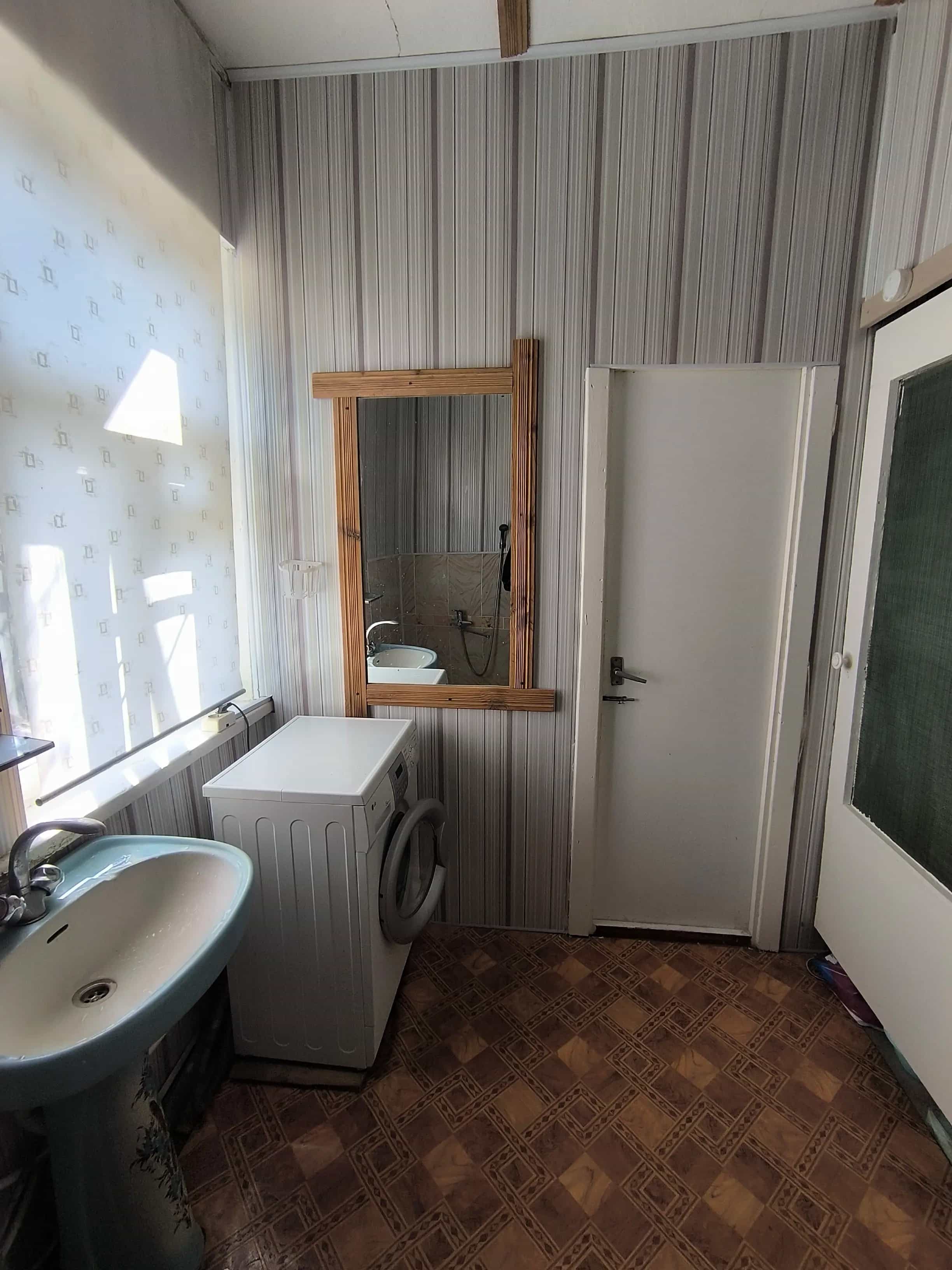 Беларусь, Брестская область, Барановичи, Славная улица, 26, фото 18