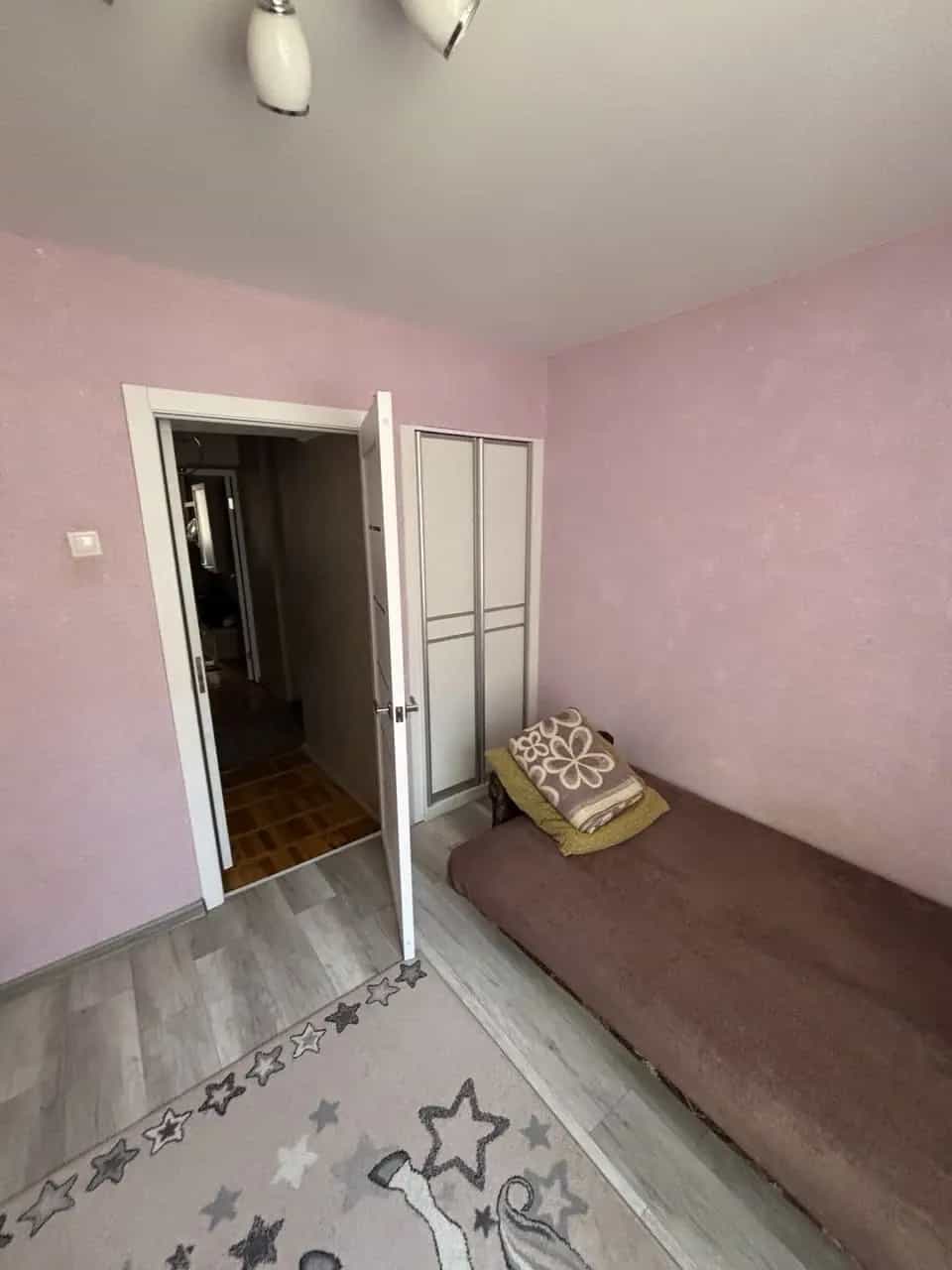 Беларусь, Минск, улица Солтыса, 48