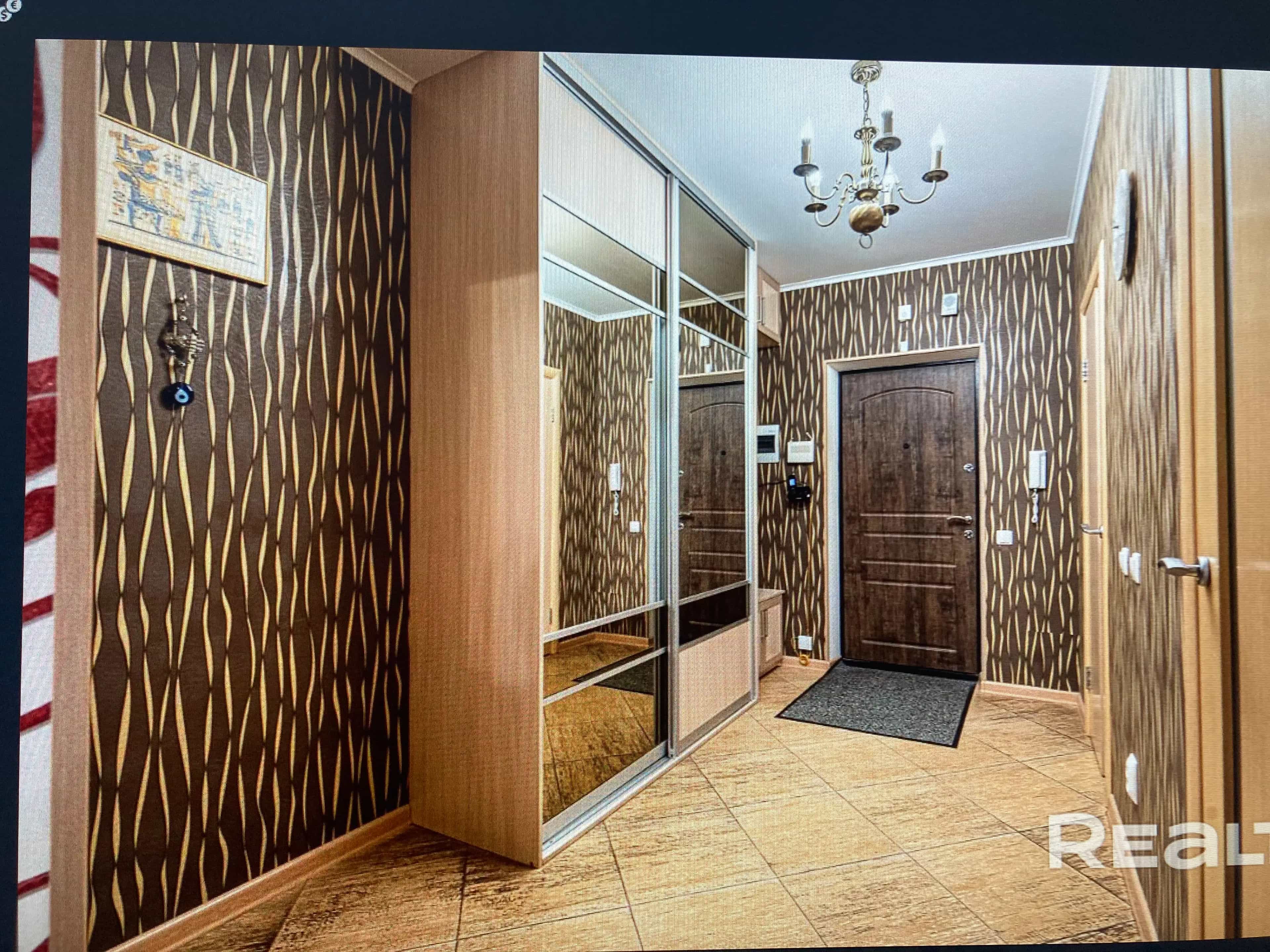 Беларусь, Минск, улица Максима Богдановича, 136