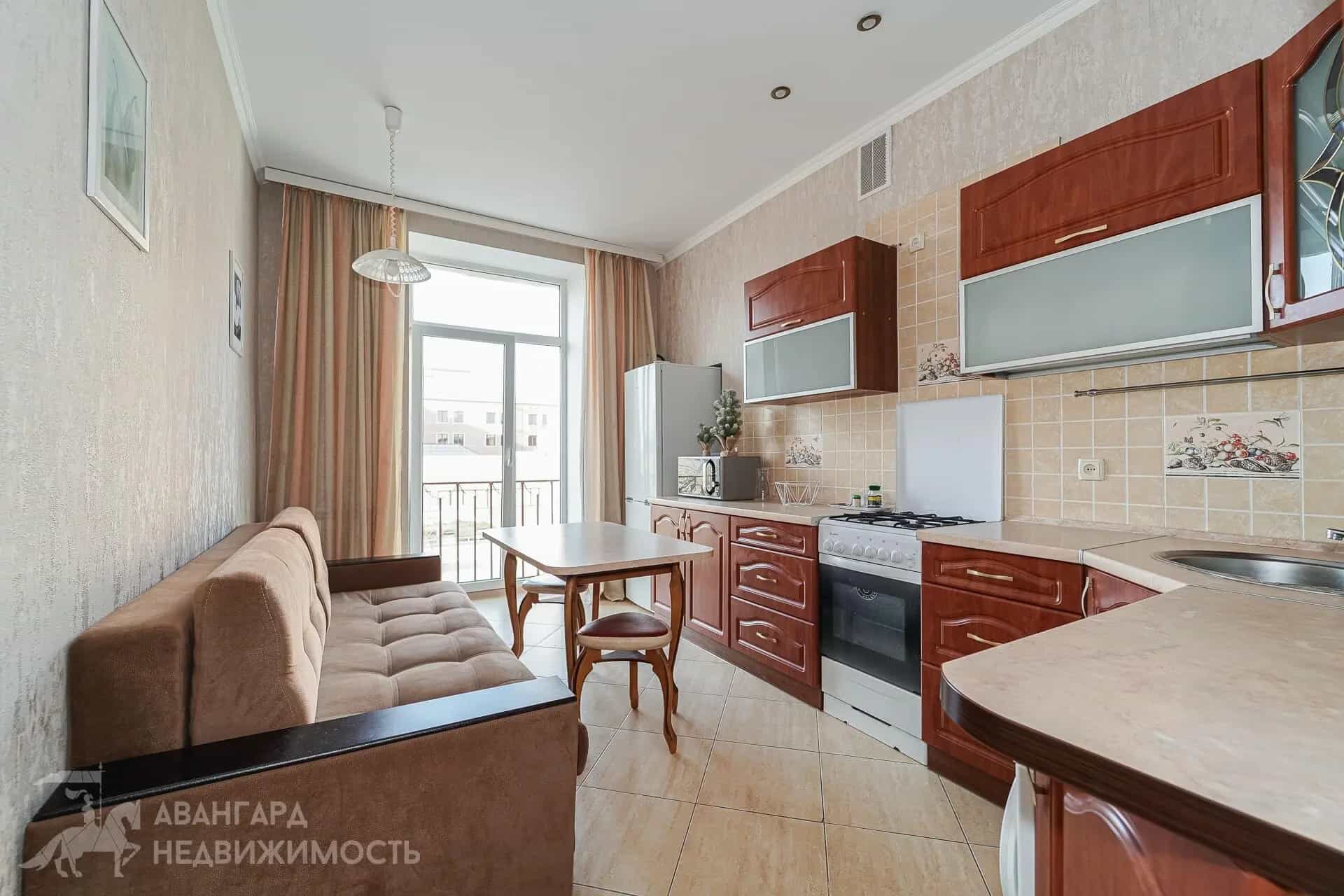 Беларусь, Минск, Красноармейская улица, 8