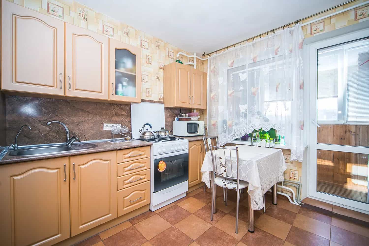 Беларусь, Минский район, Папернянский сельсовет, агрогородок Большевик, Фабричная улица, 10