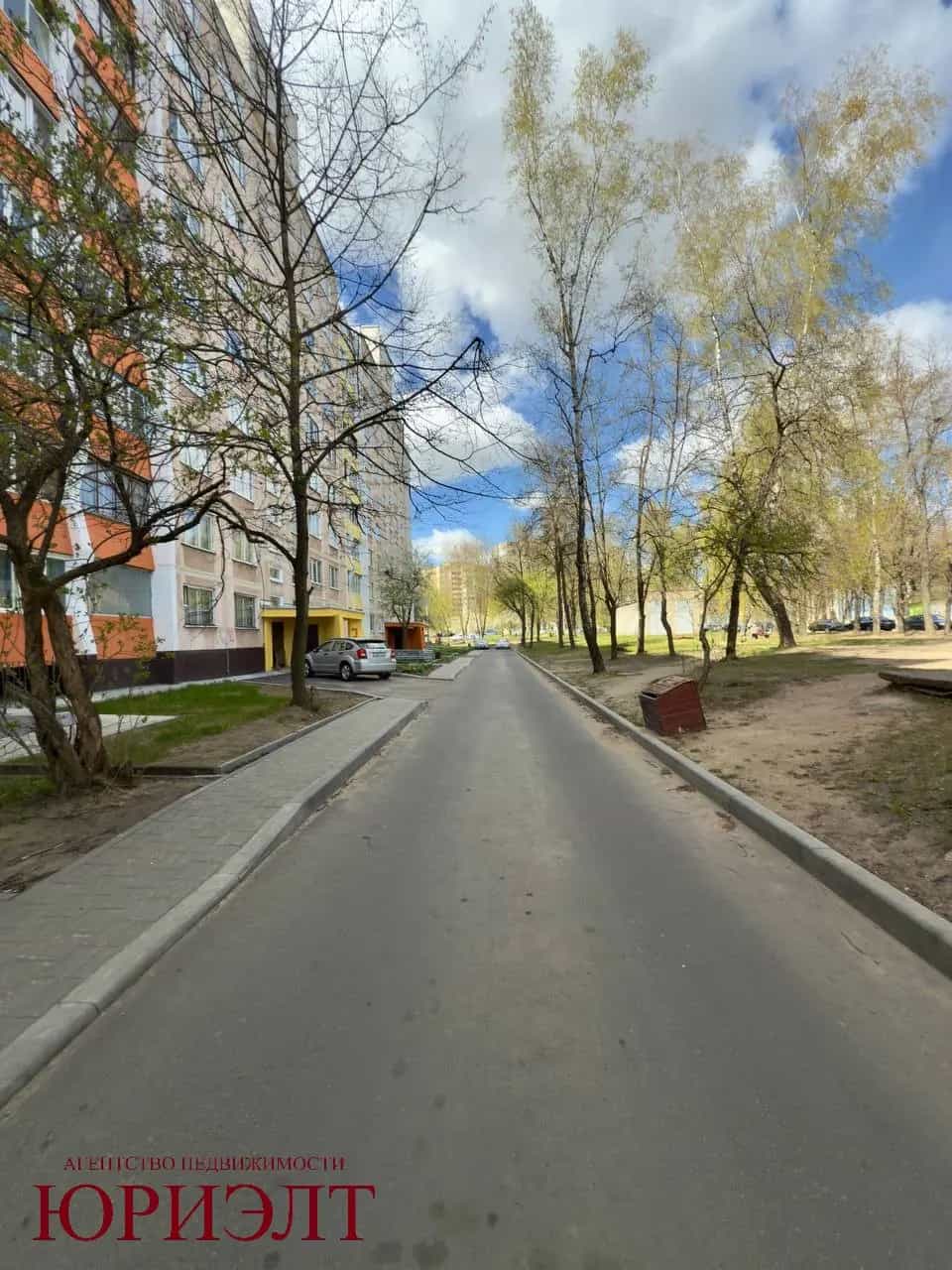 Беларусь, Брестская область, Барановичи, бульвар Бородинского, 5, фото 4