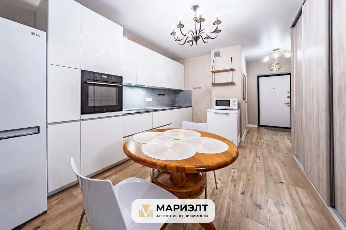 Беларусь, Минск, улица Михаила Савицкого, 10, фото 4