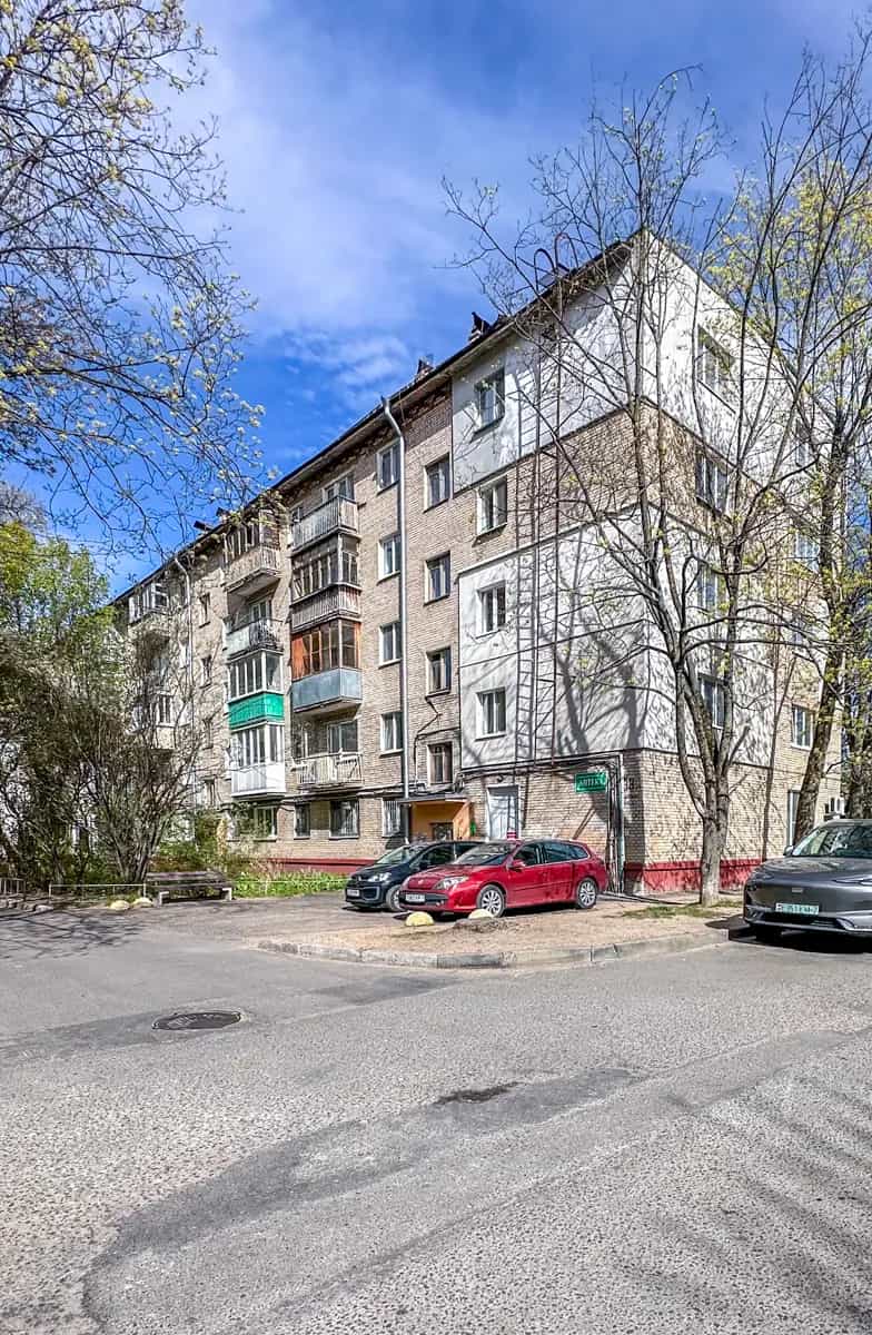 Беларусь, Минск, улица Платонова, 33к1