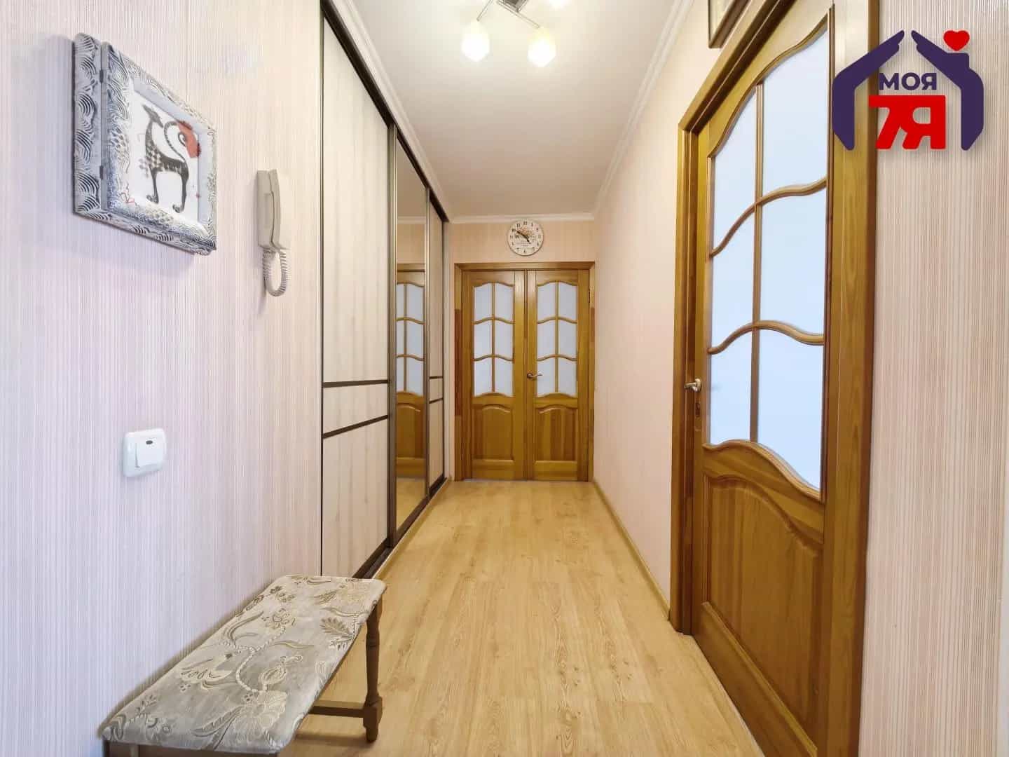 Беларусь, Минская область, Слуцк, улица Гагарина, 17, фото 16