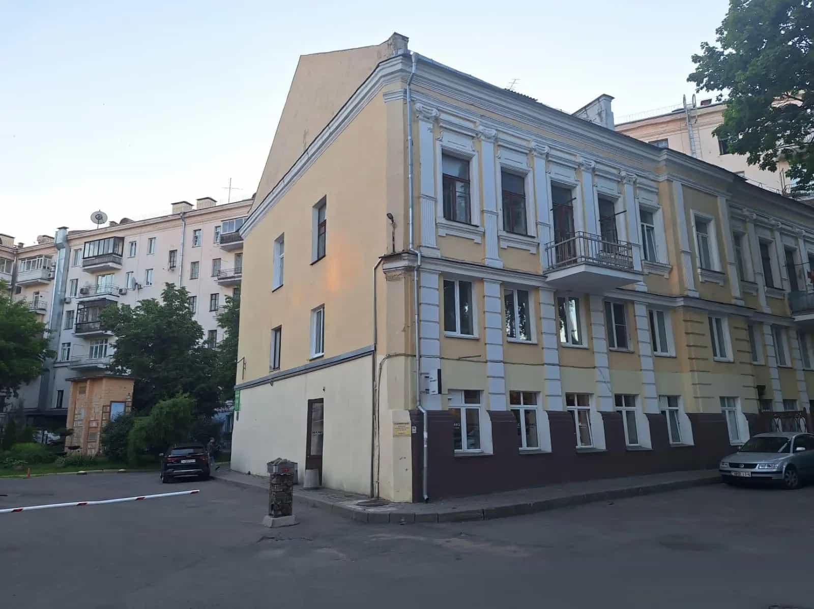 Беларусь, Минск, улица Карла Маркса, 11, фото 2
