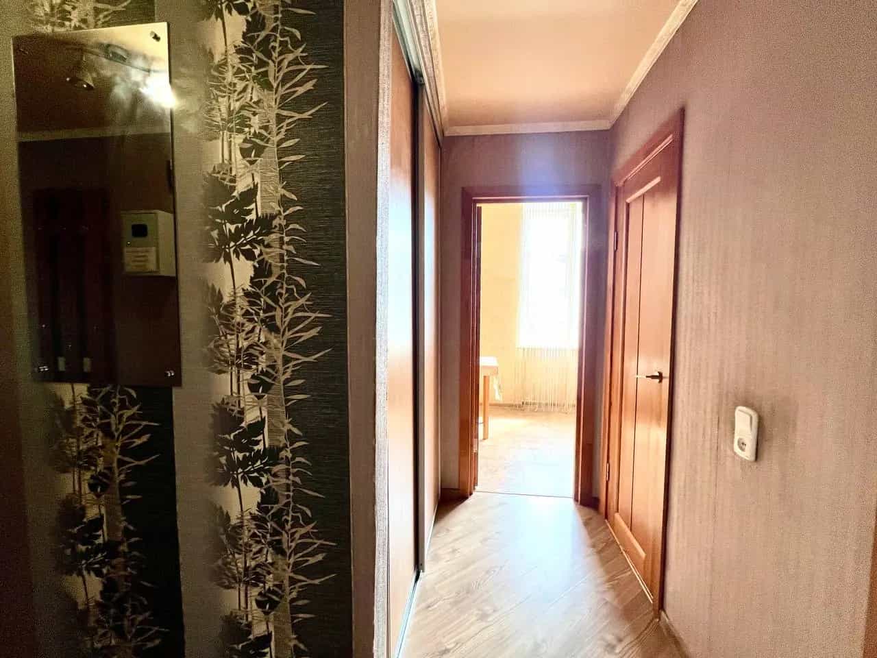 Беларусь, Витебская область, Орша, улица Владимира Ленина, 14/15, фото 13