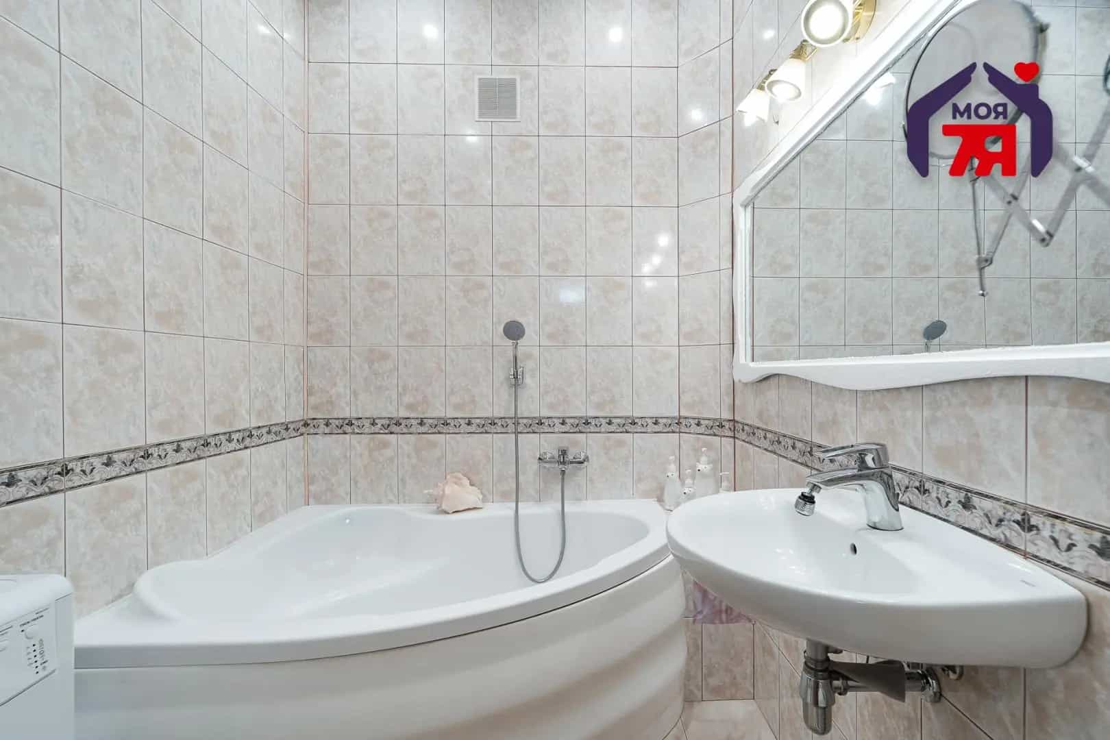 Беларусь, Минск, улица Змитрока Бядули, 3, фото 11