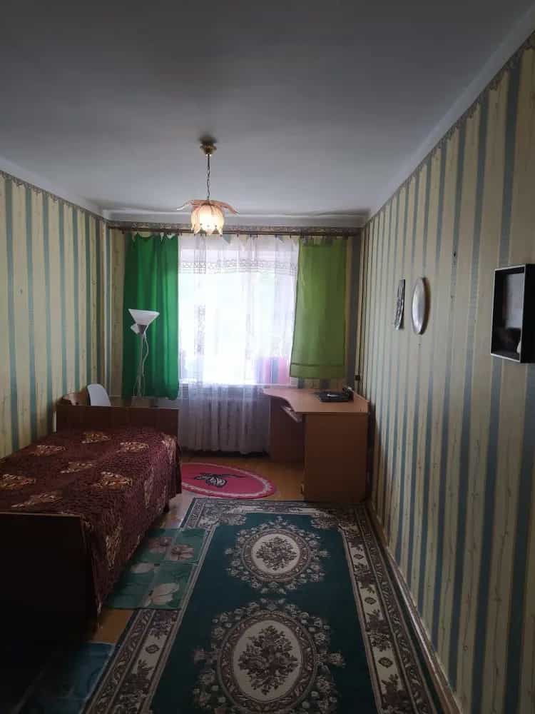 Беларусь, Витебская область, Орша, улица Мира, 7, фото 4