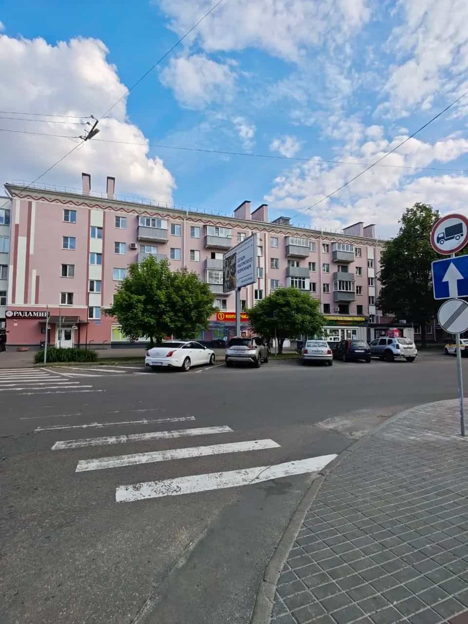 Беларусь, Гомель, Крестьянская улица, 40