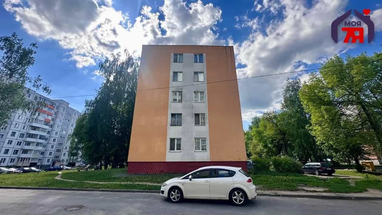 Беларусь, Минская область, Слуцк, Социалистическая улица, 162, фото 32