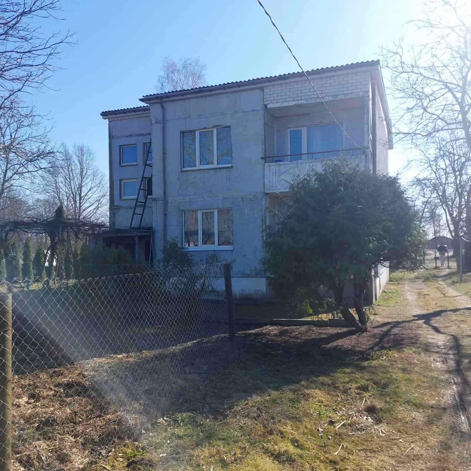 Беларусь, Брестская область, Кобринский район, агрогородок Остромичи, Центральная улица, 17, фото 11