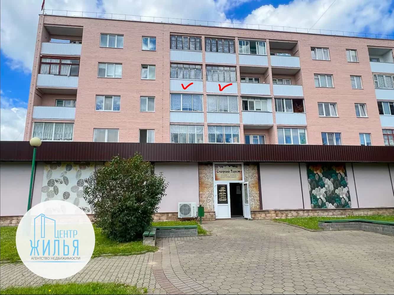 Беларусь, Гродненская область, городской посёлок Большая Берестовица, Советская улица, 6, фото 10