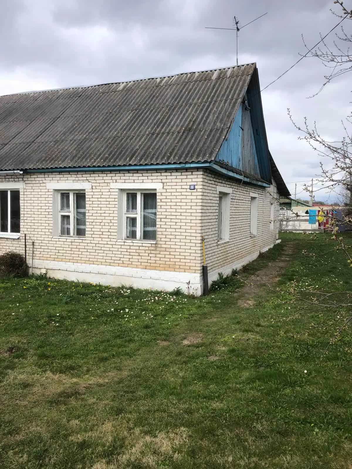 Беларусь, Минская область, Логойск, улица Освободителей, 16