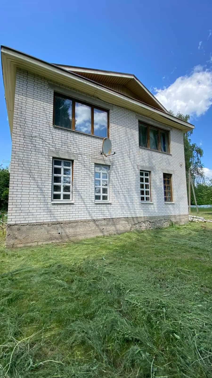 Беларусь, Витебский район, Бабиничский сельсовет, агрогородок Бабиничи, Комсомольская улица, 11