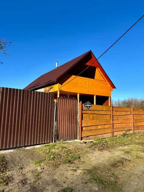 Беларусь, Гомельская область, Житковичский район, Озеранский сельсовет, деревня Погост, Набережная улица, 3