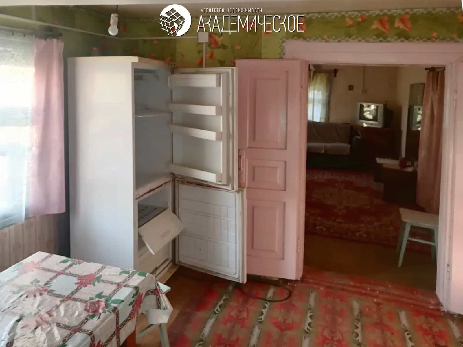Беларусь, Брестская область, Ивацевичский район, городской посёлок Телеханы, улица Ленина, 20, фото 6