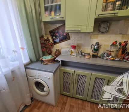 Беларусь, Брест, улица Брестских Дивизий, 12, фото 6