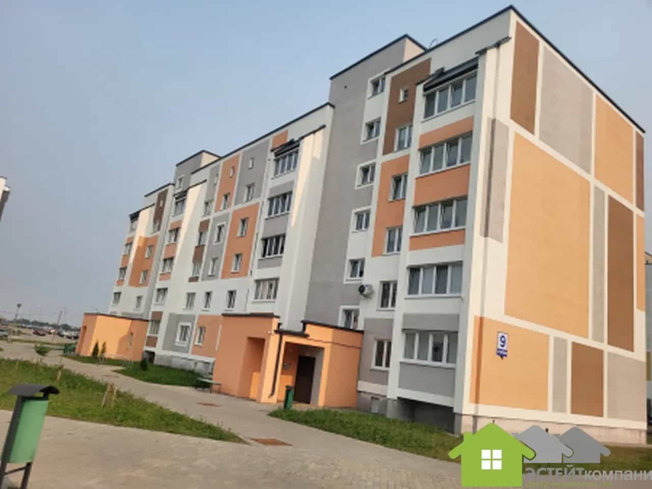 Беларусь, Гродненская область, Лида, улица 17 Верасня, 9