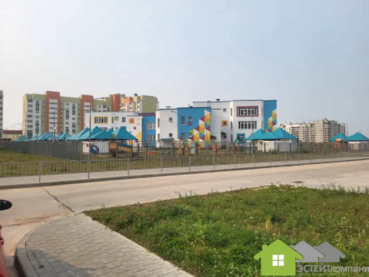 Беларусь, Гродненская область, Лида, улица 17 Верасня, 9, фото 20