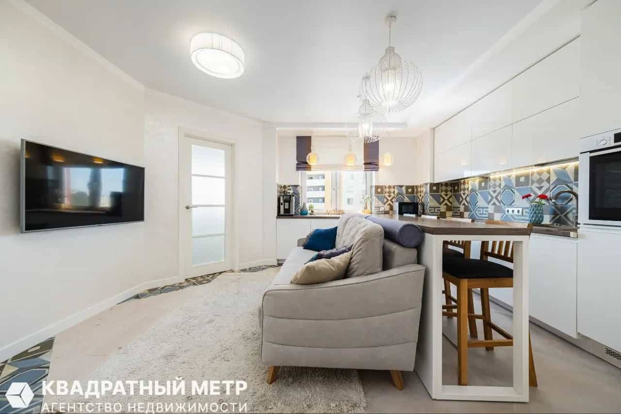 Беларусь, Минск, улица Карвата, 31Г, фото 4