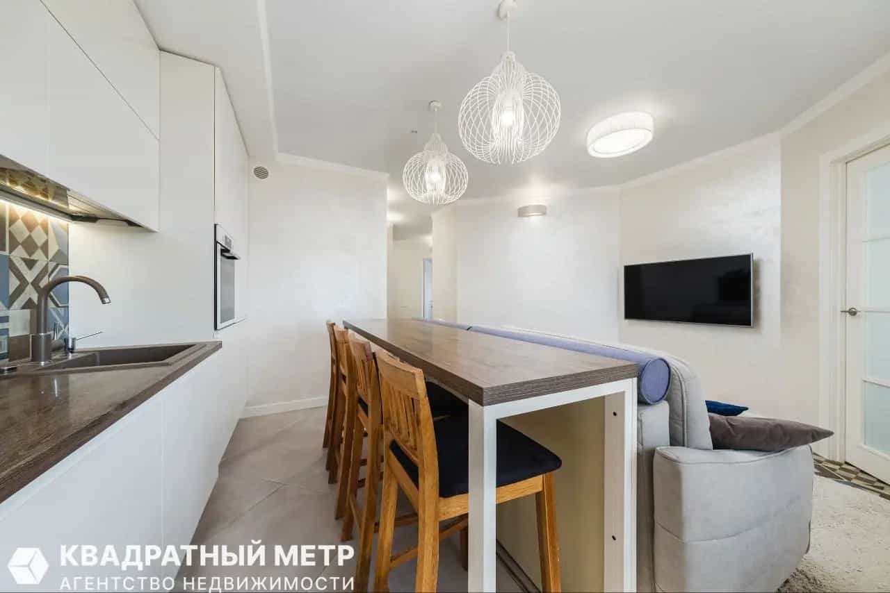 Беларусь, Минск, улица Карвата, 31Г, фото 5
