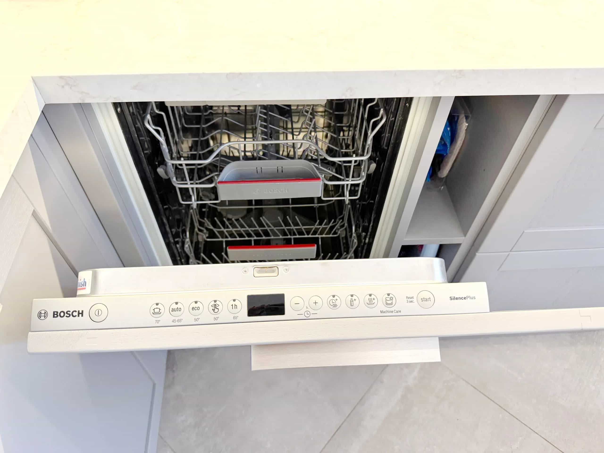 Беларусь, Минск, проспект Дзержинского, 127, фото 5