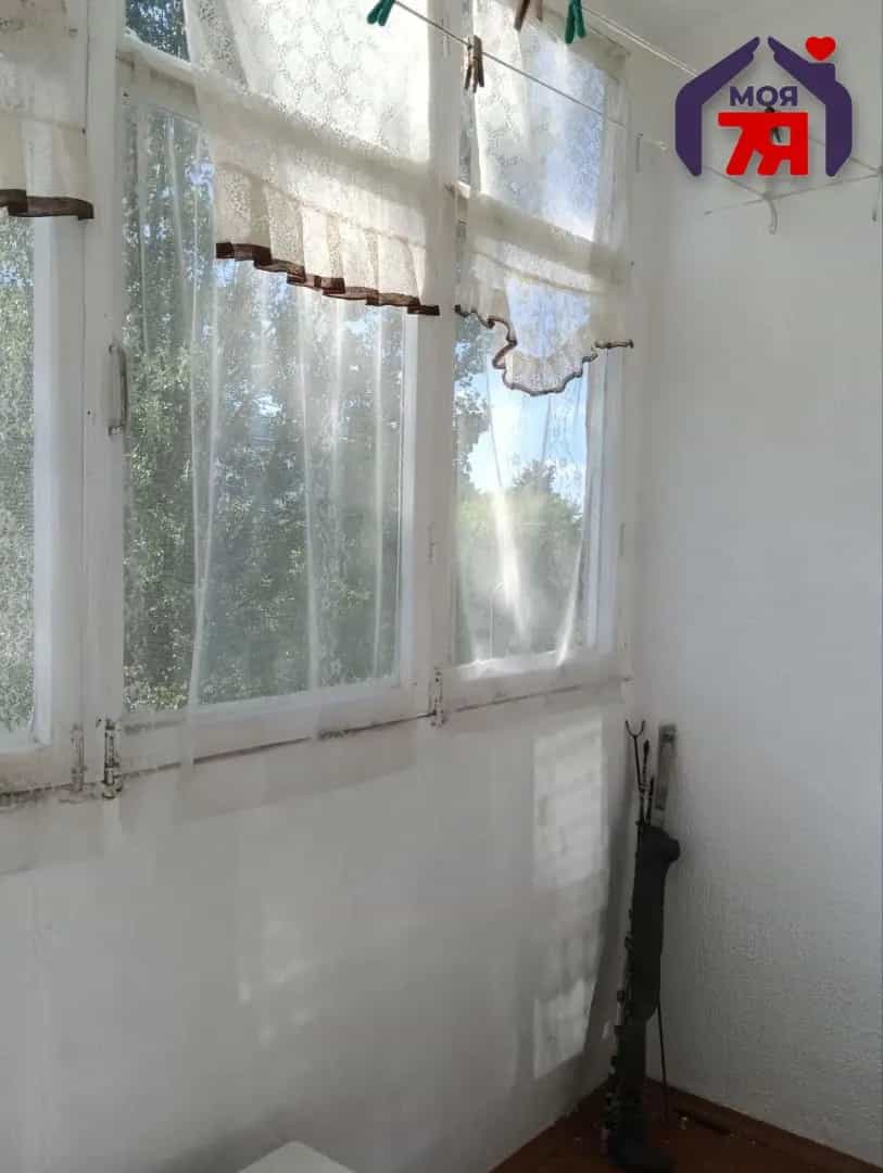 Беларусь, Минская область, Молодечно, улица Космонавтов, 2, фото 7