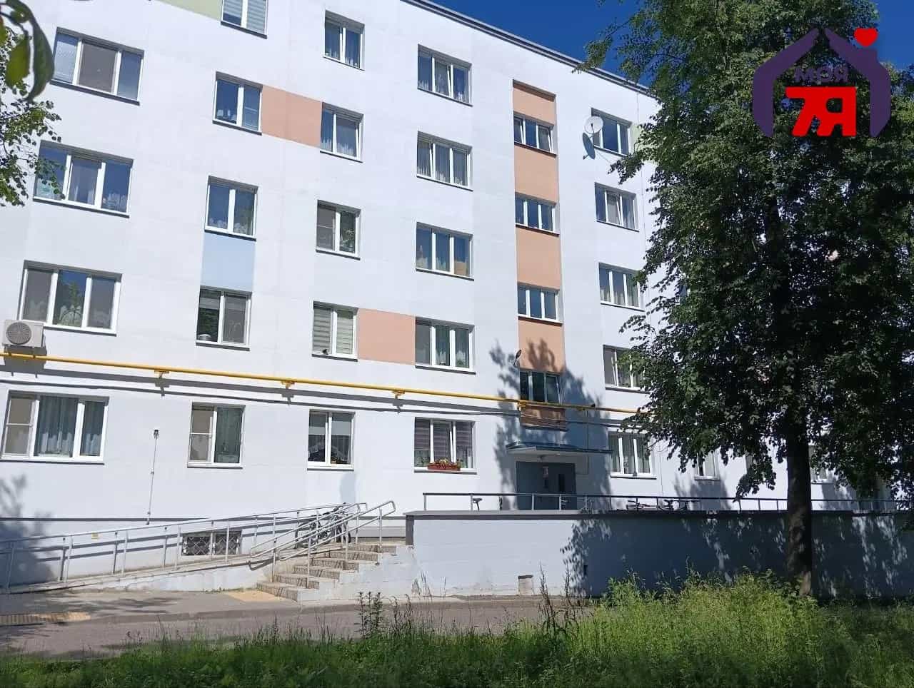 Беларусь, Минская область, Молодечно, улица Космонавтов, 2, фото 13