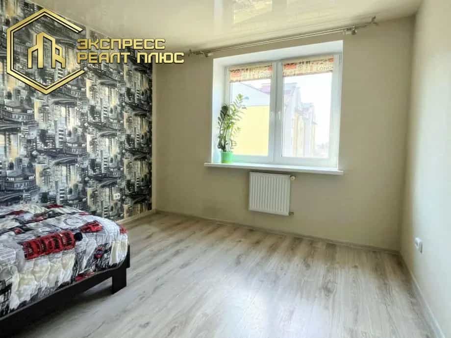 Беларусь, Брестская область, Кобрин, улица Дружбы, 14, фото 4