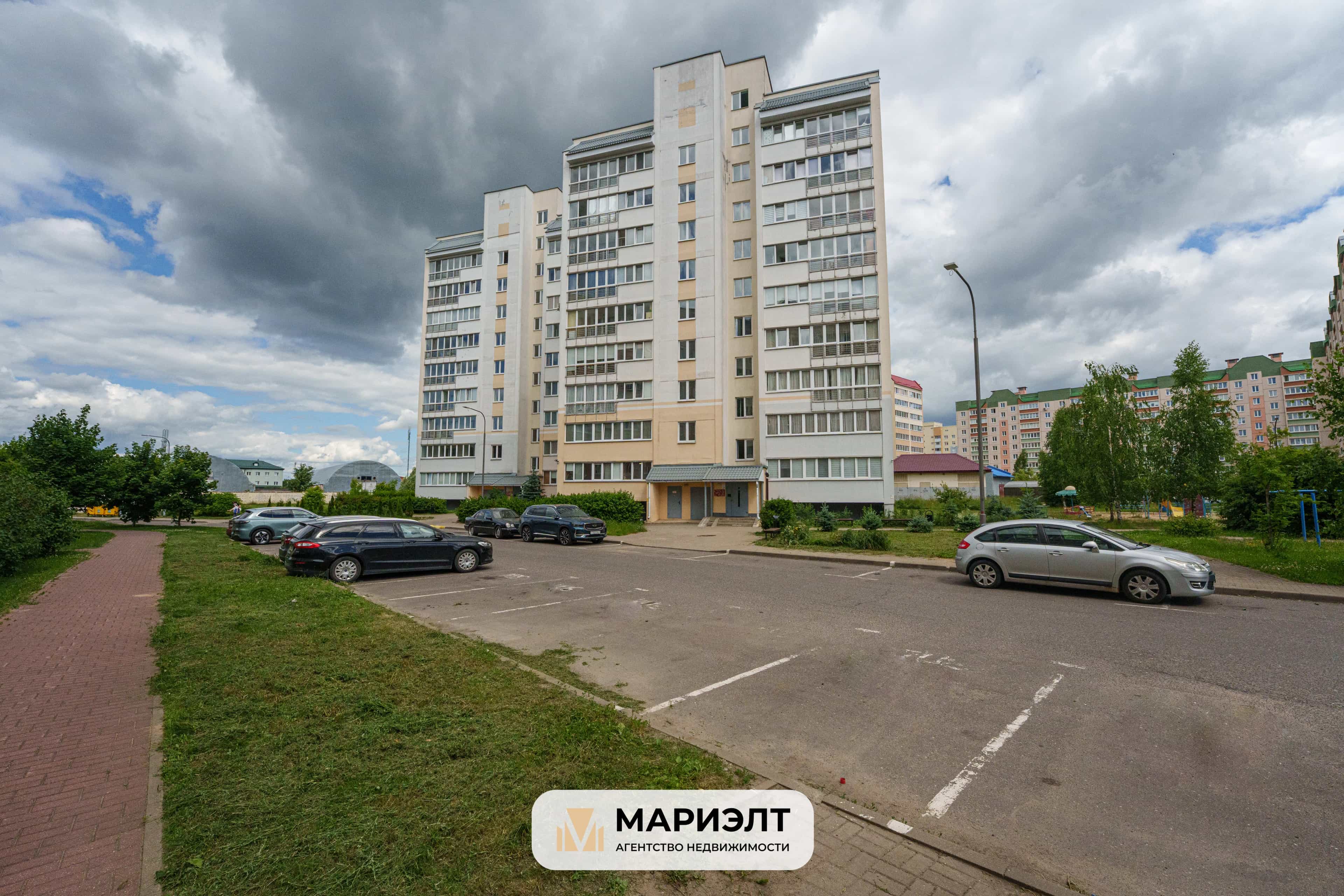 Беларусь, Минский район, деревня Боровляны, улица 40 лет Победы, 30А