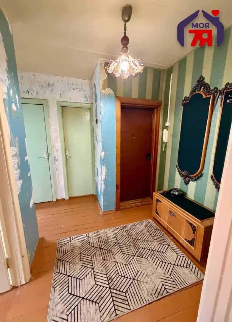 Беларусь, Минская область, Слуцк, улица Кононовича, 8, фото 16