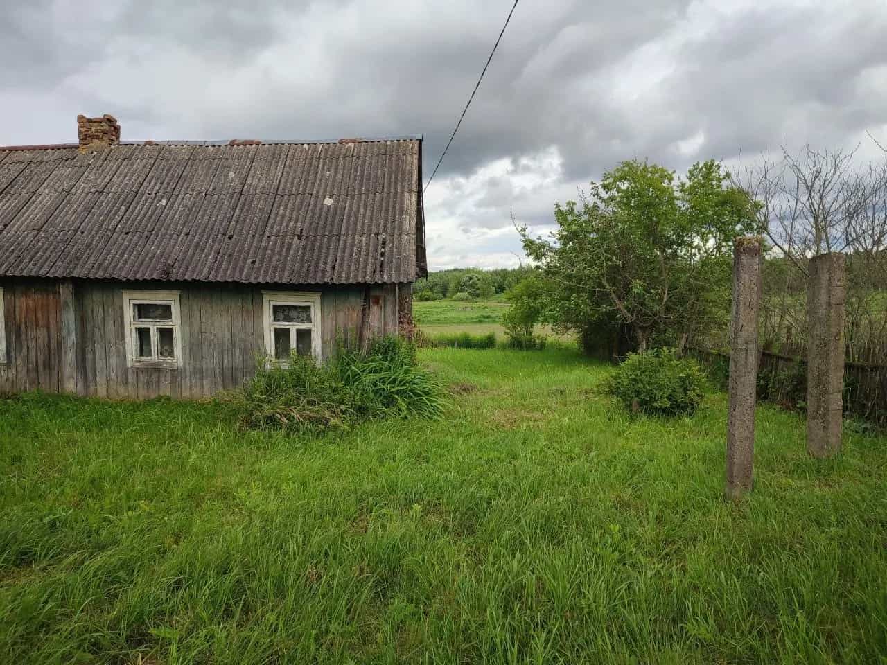 Беларусь, Минская область, Пуховичский район, Пережирский сельсовет, деревня Узляны, Центральная улица, 110