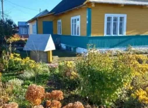 Беларусь, Гродненская область, Вороновский район, городской посёлок Радунь, улица Ф.П. Лозового, 8, фото 6