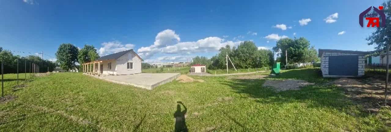 Беларусь, Минская область, Молодечненский район, городской посёлок Радошковичи, площадь Гастелло, 9А, фото 6