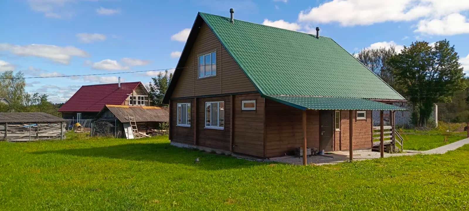 Беларусь, Минская область, Логойский район, Октябрьский сельсовет, агрогородок Октябрь, Поселковая улица, 17
