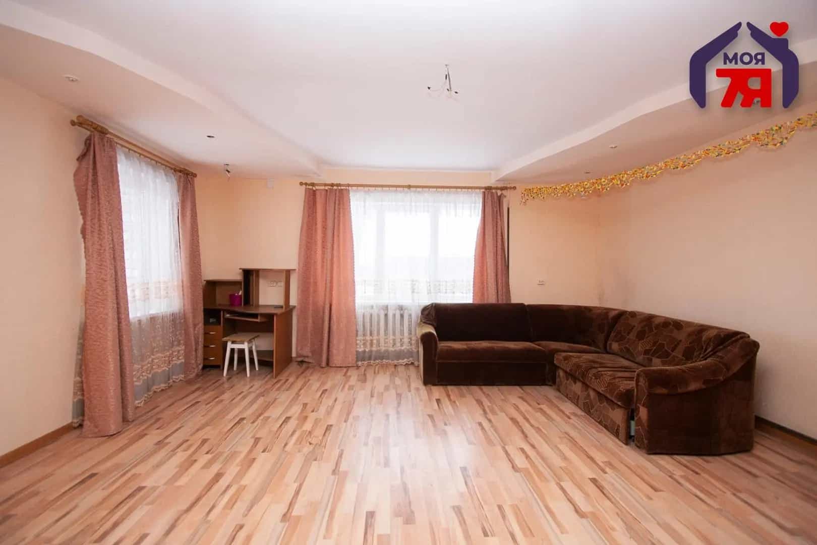 Беларусь, Минская область, Вилейка, Нарочанская улица, 2, фото 10