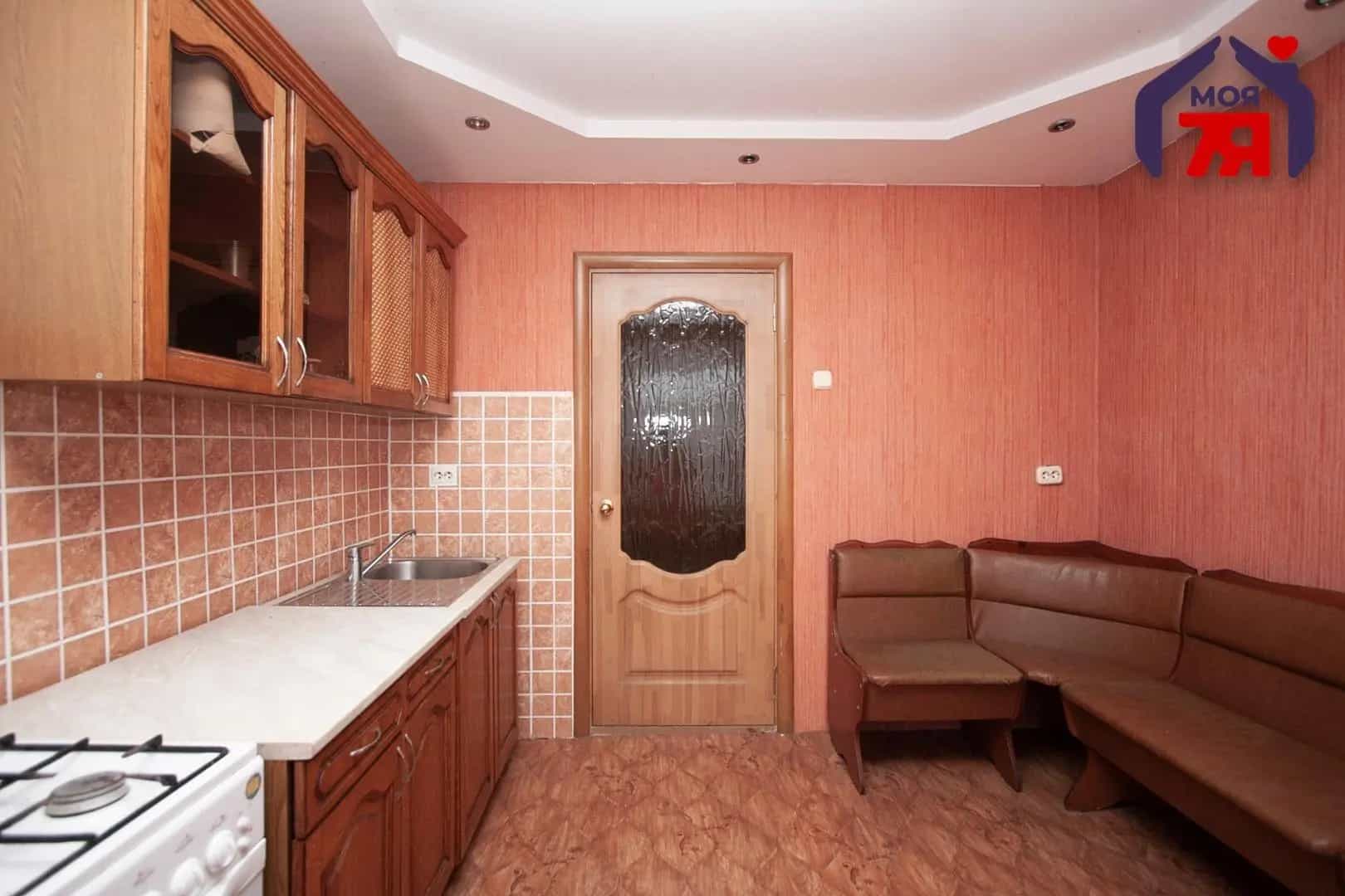 Беларусь, Минская область, Вилейка, Нарочанская улица, 2, фото 11