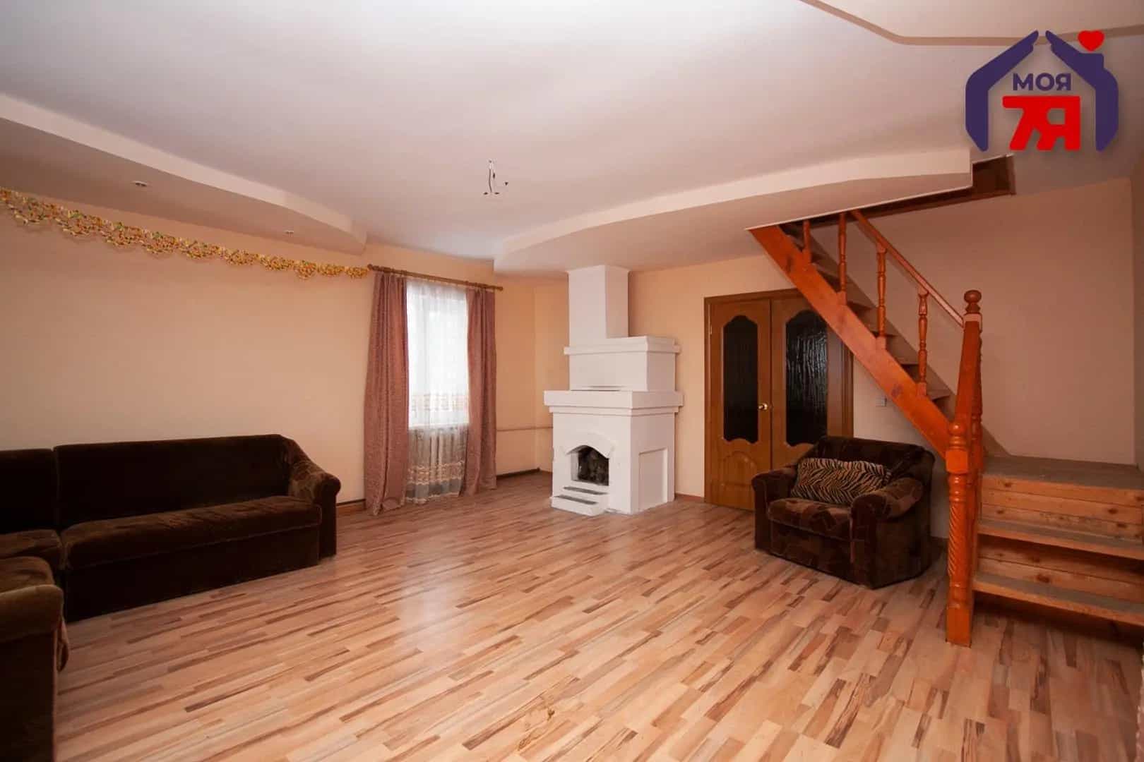 Беларусь, Минская область, Вилейка, Нарочанская улица, 2, фото 12