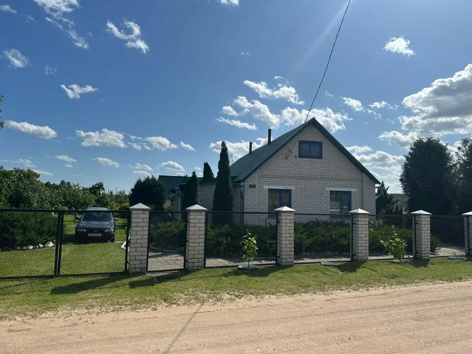 Беларусь, Гродненская область, Сморгонский район, Жодишковский сельсовет, деревня Данюшево, 28, фото 3