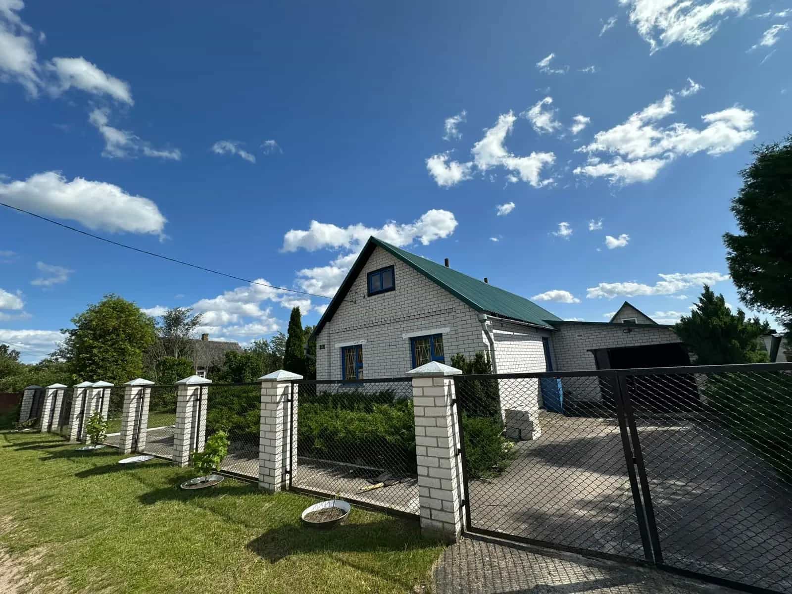 Беларусь, Гродненская область, Сморгонский район, Жодишковский сельсовет, деревня Данюшево, 28, фото 4