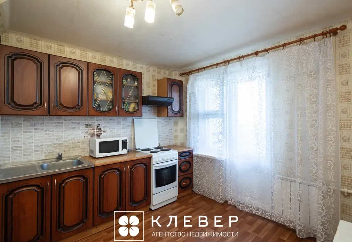 Беларусь, Минск, улица Аладовых, 17, фото 9